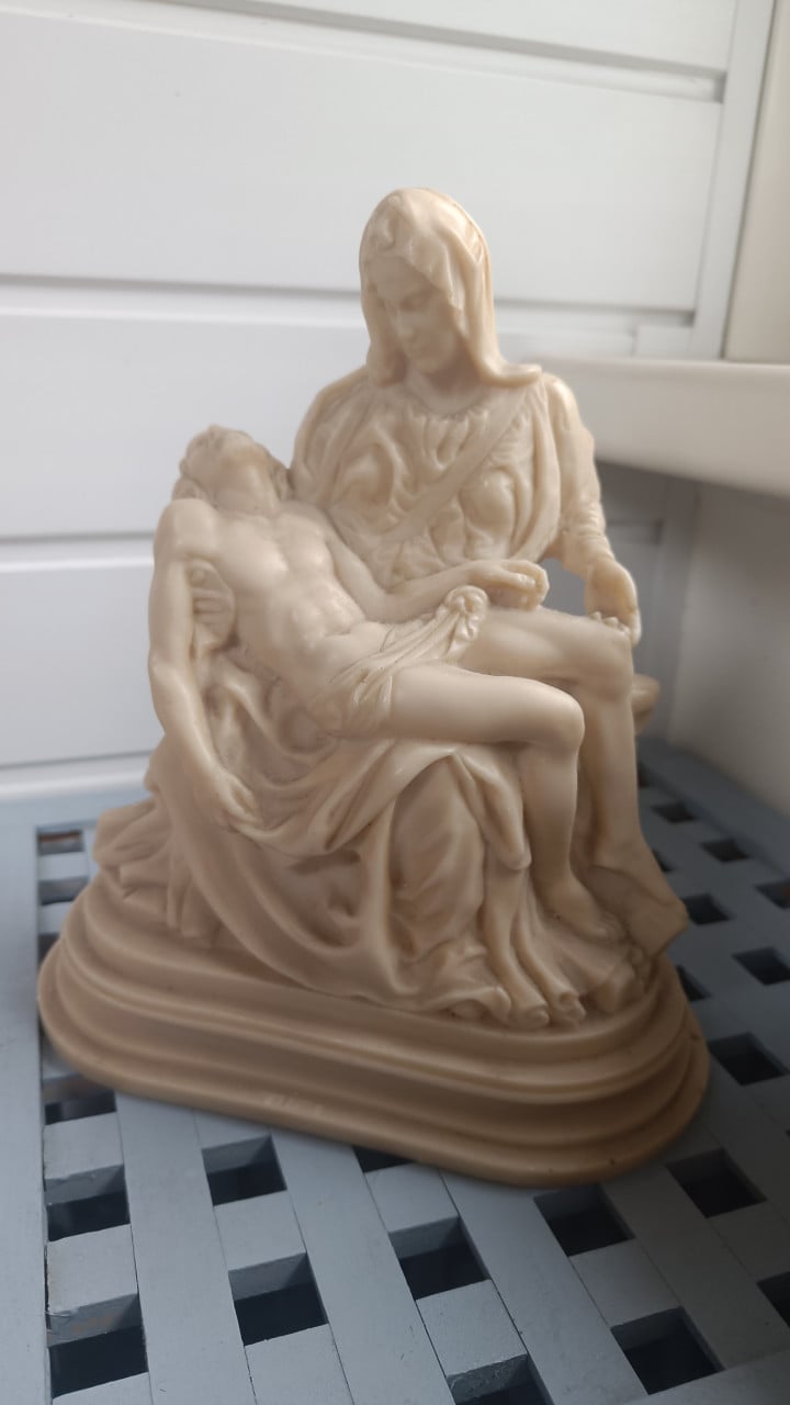 Pieta van michelangelo