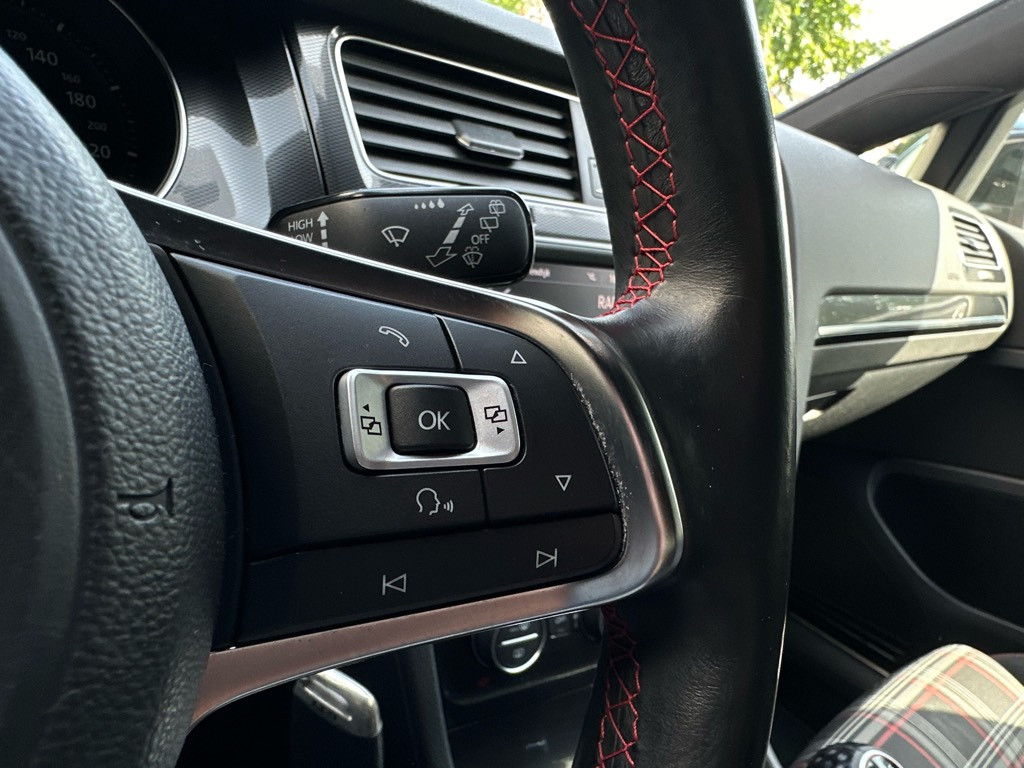 Volkswagen Golf 2.0 tsi gti performance pack