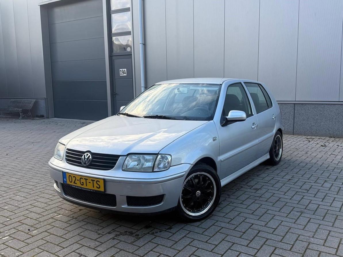 Volkswagen Polo 1.4-16V Trendline Jaar Apk