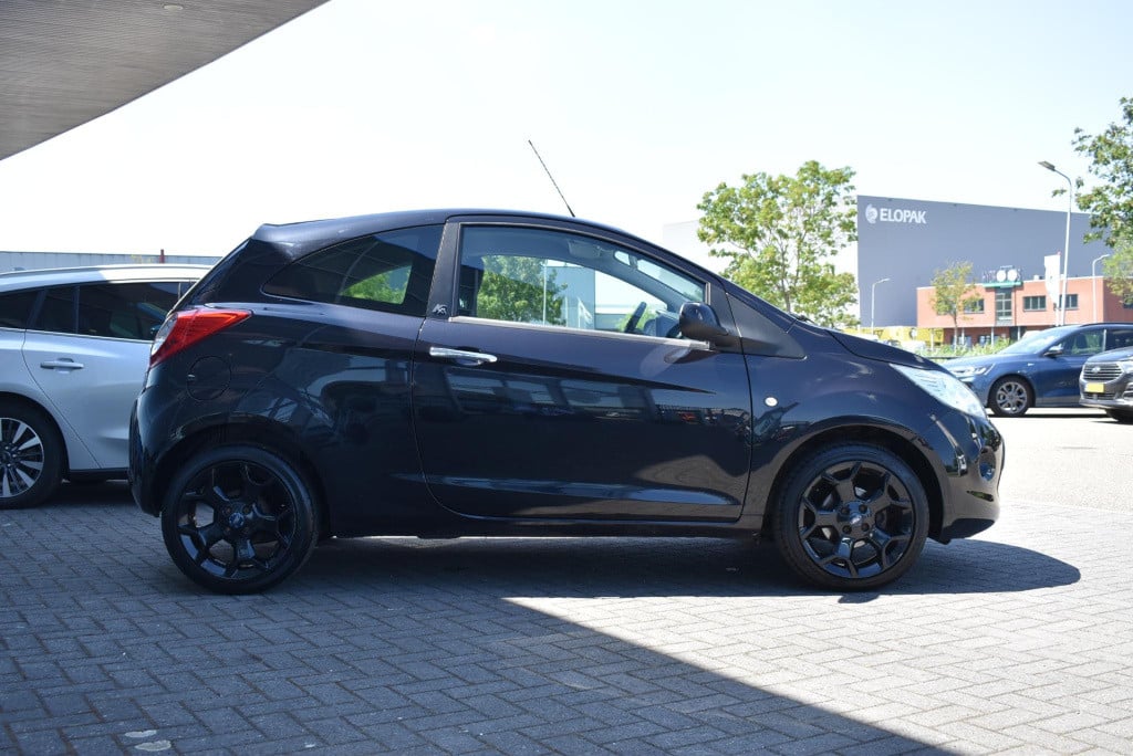 Ford KA 1.2 metal start/stop | airco | radio | lichtmetalen velgen |