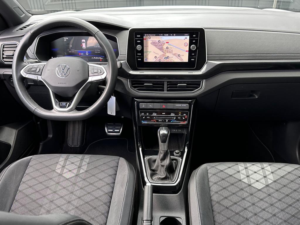 Volkswagen T-cross 1.5 tsi 150pk dsg r-line | camera | trekhaak | navi | ad