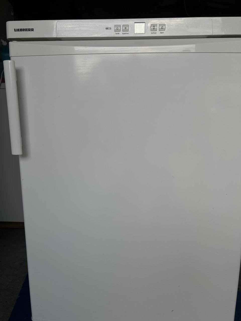 Liebherr vrieskast 85x61 cm. 4 laden Vriezer 106 liter klasse A++