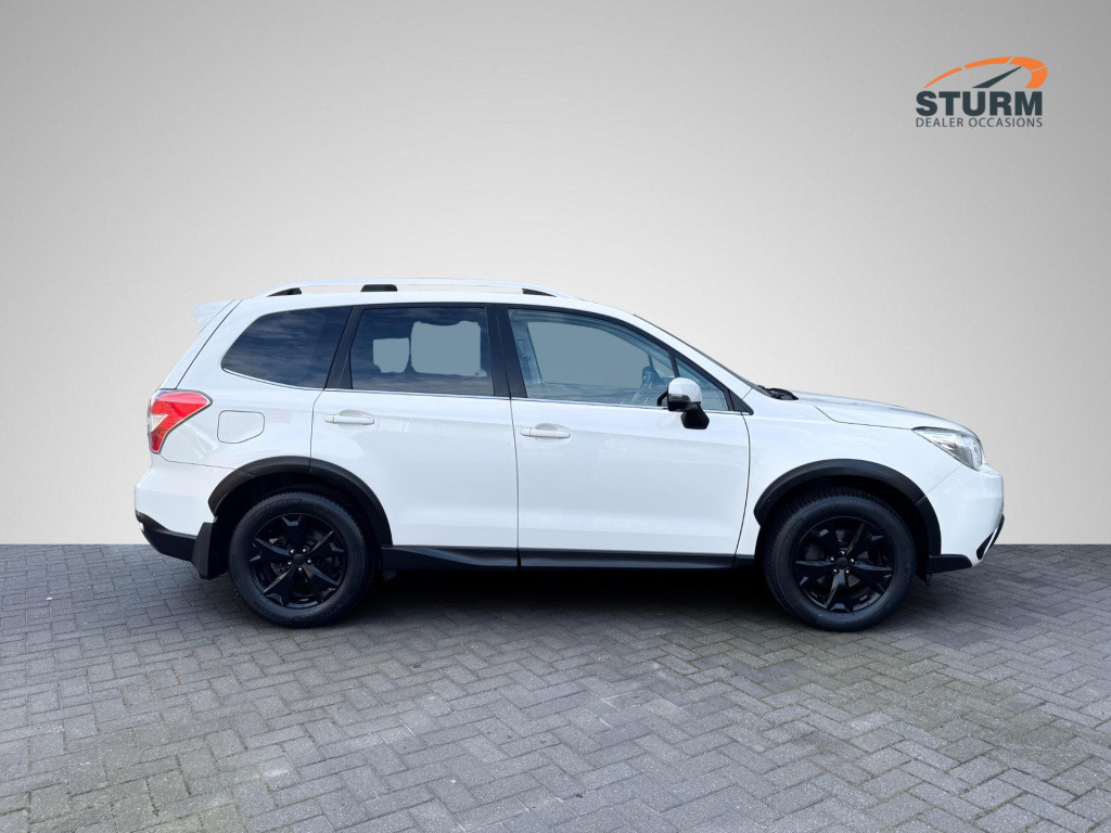 Subaru Forester 2.0 premium | trekhaak afneembaar | panoramadak | navigatie