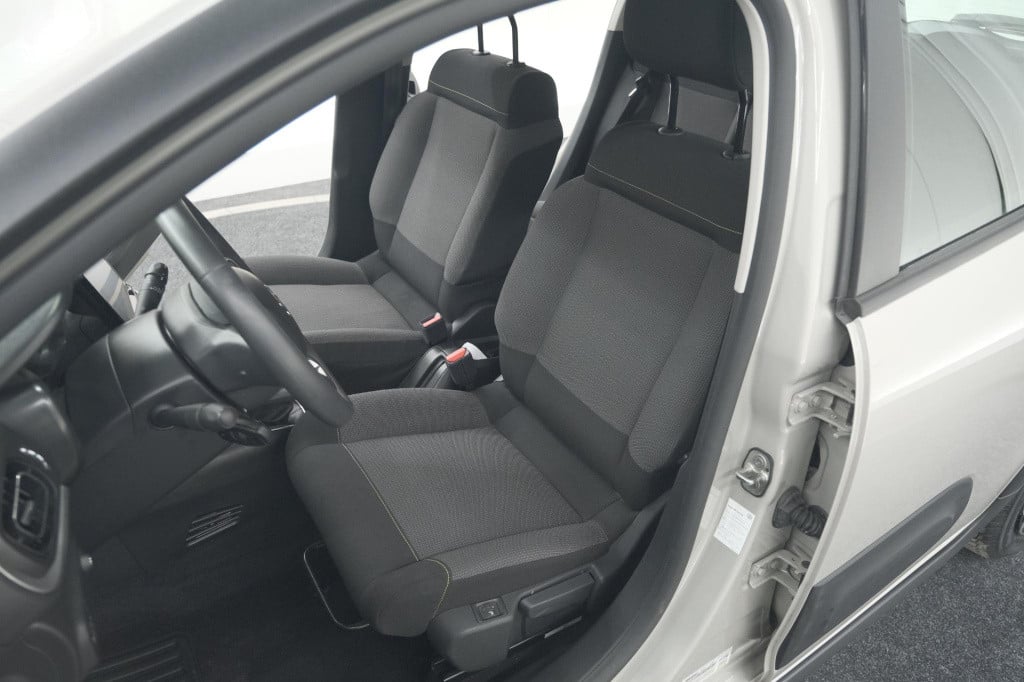 Citroen C3 puretech 82 c-series | climate control | apple carplay | stoelve