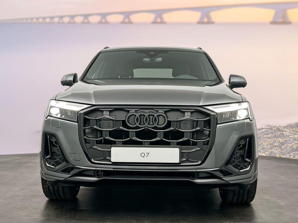Audi Q7 pro line s 55 tfsi e 290 kw / 394 pk suv 8 versn.