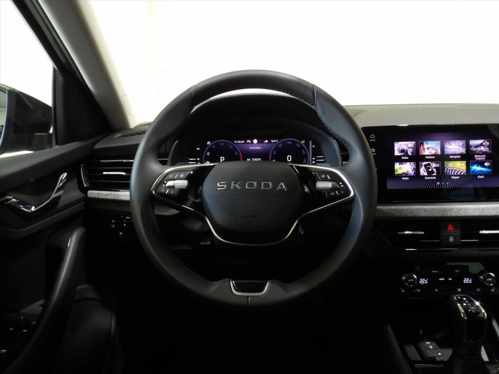 Skoda Scala 1.0 tsi greentech 110pk dsg-7 sport business