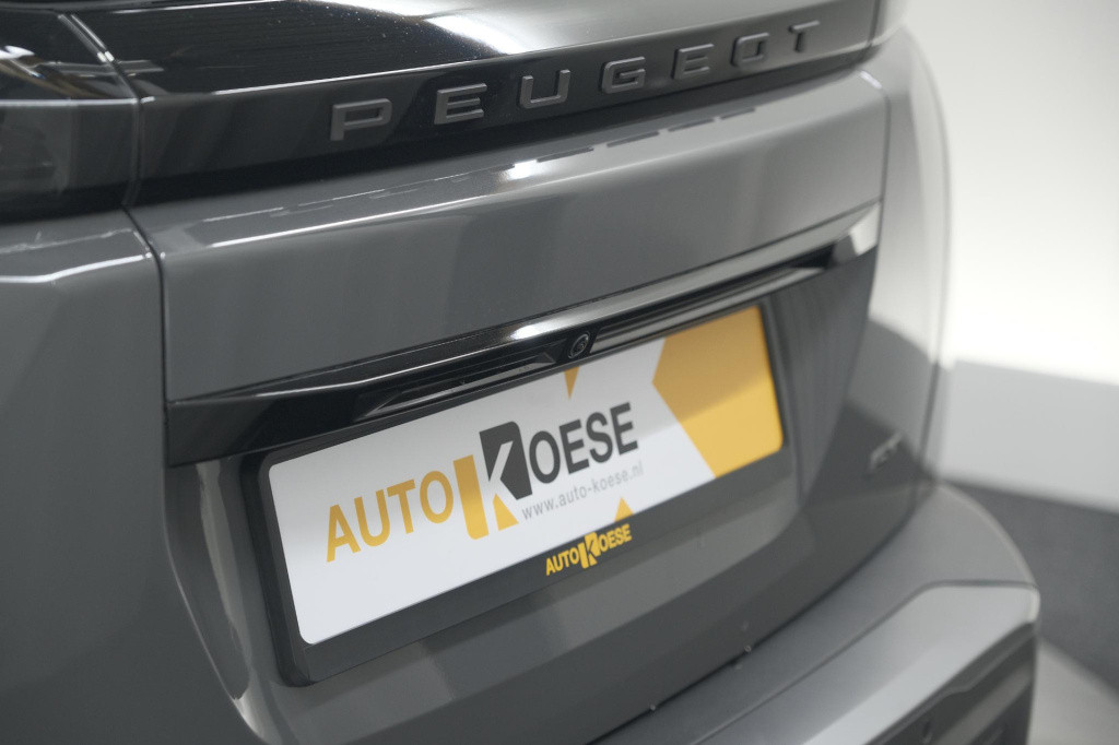Peugeot 2008 puretech 130 eat8 gt | 360 camera | stoelmassage | adaptieve c