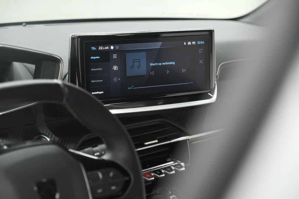 Peugeot 208 puretech 100 gt dark edition | camera | navigatie | apple carpl