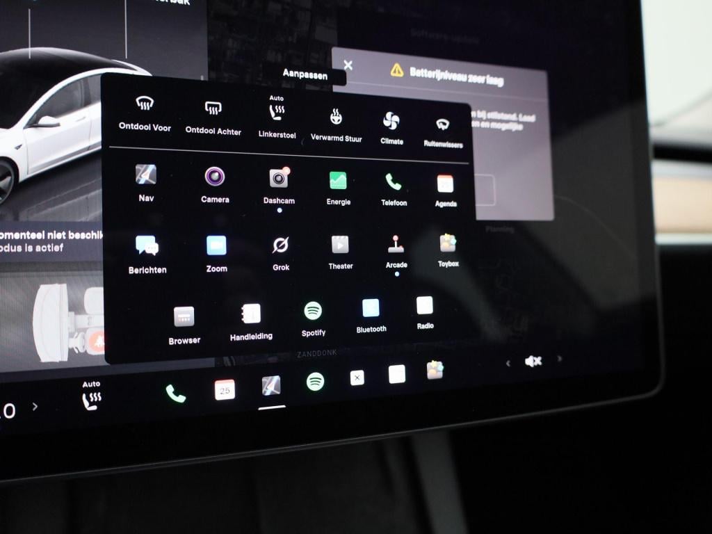 Tesla Model 3 standard rwd plus 60 kwh | automaat | panorama dak | stoel ve