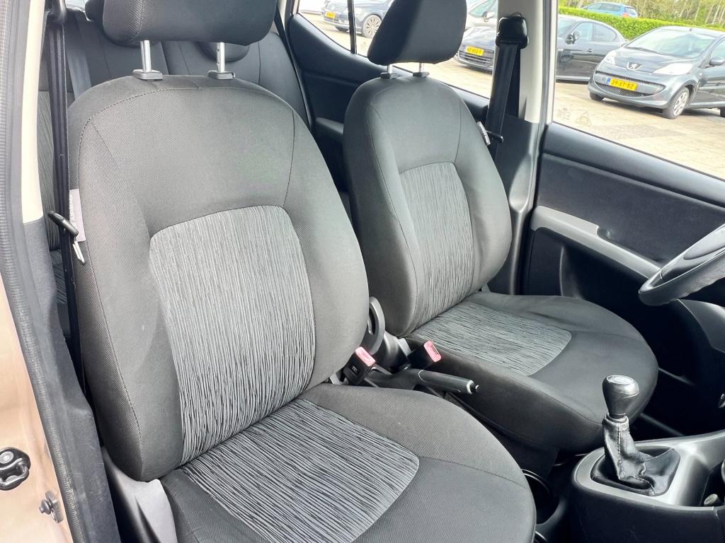 Hyundai I 10 1.2 i-motion cool, airco enz..