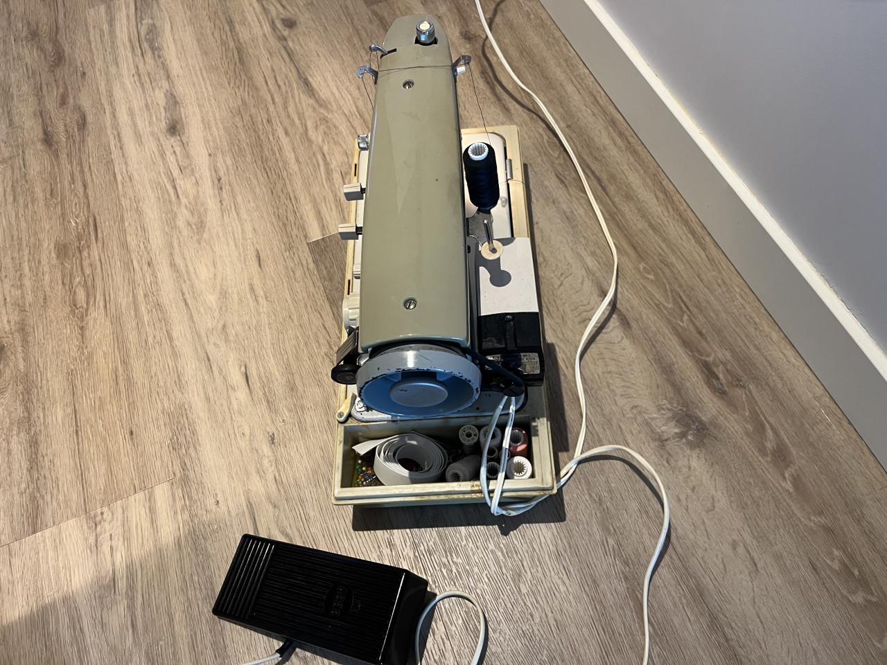 Vintage  naaimachine