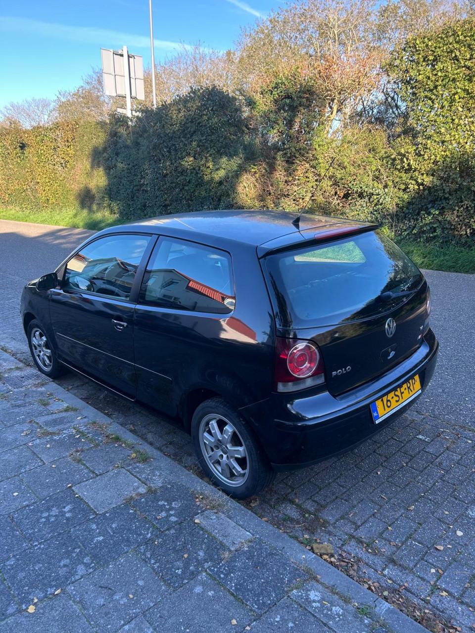 Volkswagen Polo 1.4-16V 75 PK | 141.839 km | Nieuwe APK tot november 2027