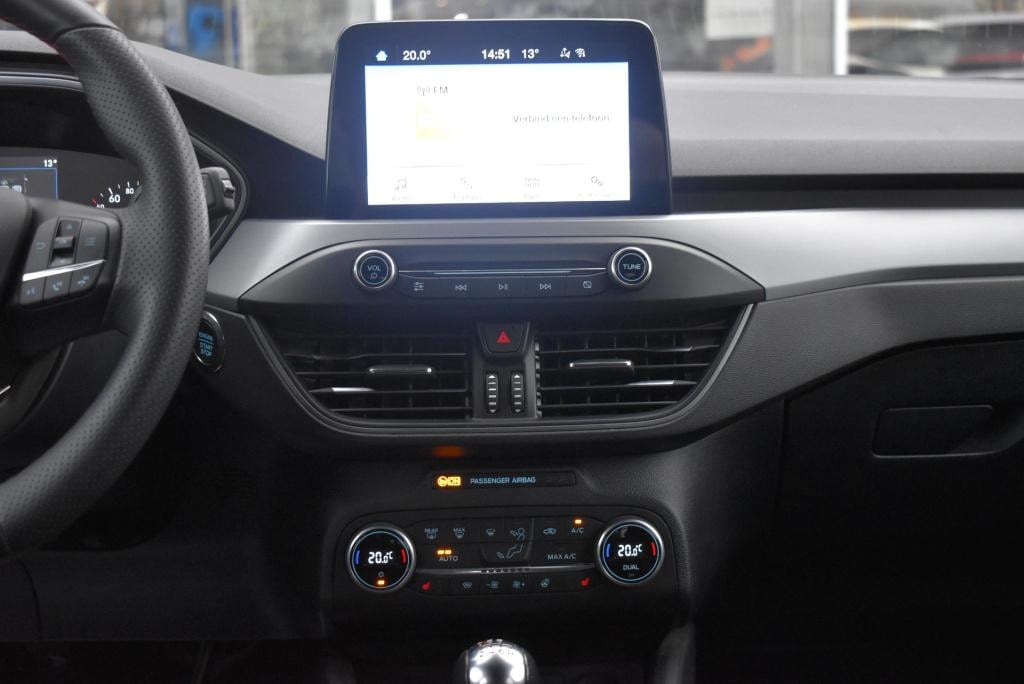 Ford Focus 1.0 ecoboost hybrid 155 pk st line style