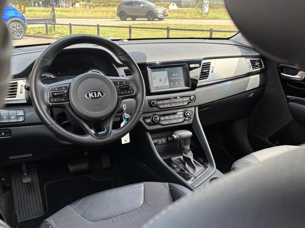 Kia Niro 1.6 gdi hybrid dynamicline | trekhaak | navigatie | camera | apple