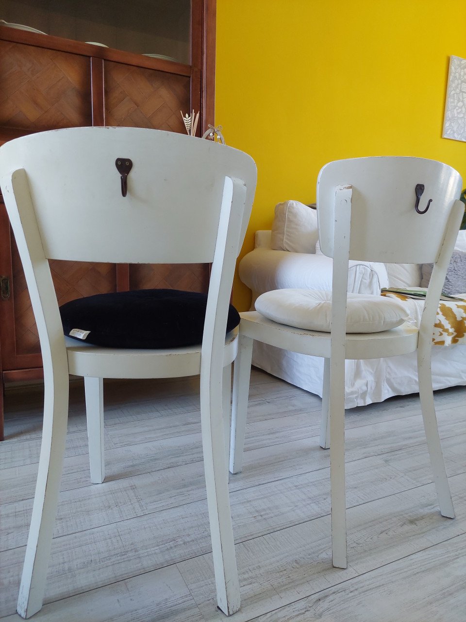 Brocante eetkamerstoelen