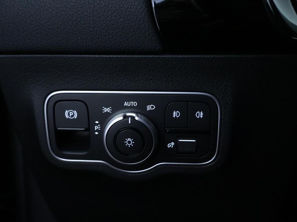 Mercedes-Benz Gla-klasse 250 e star edition luxury line trekhaak | night pa