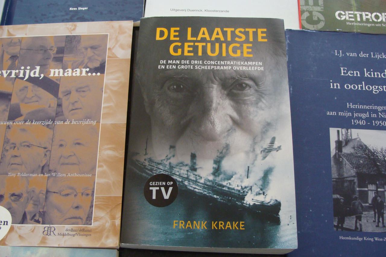 WO2 zeeuwse boeken 9x