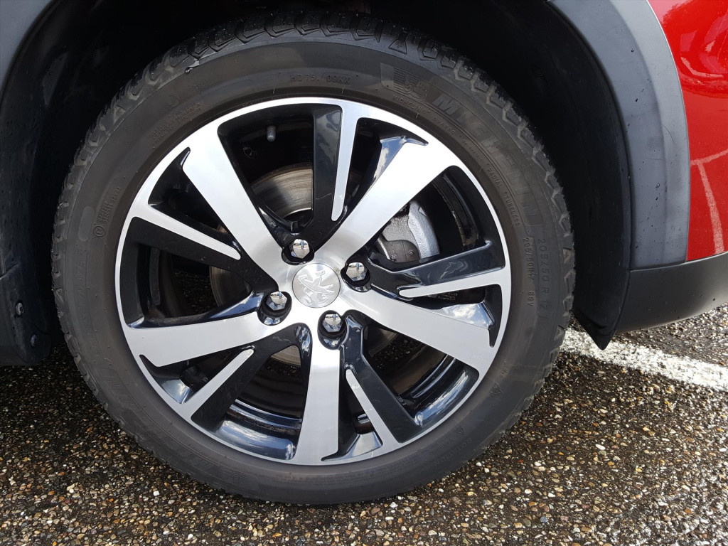 Peugeot 2008 1.2 puretech 110pk gt-line (vol)automaat eat6 navi | bt | park