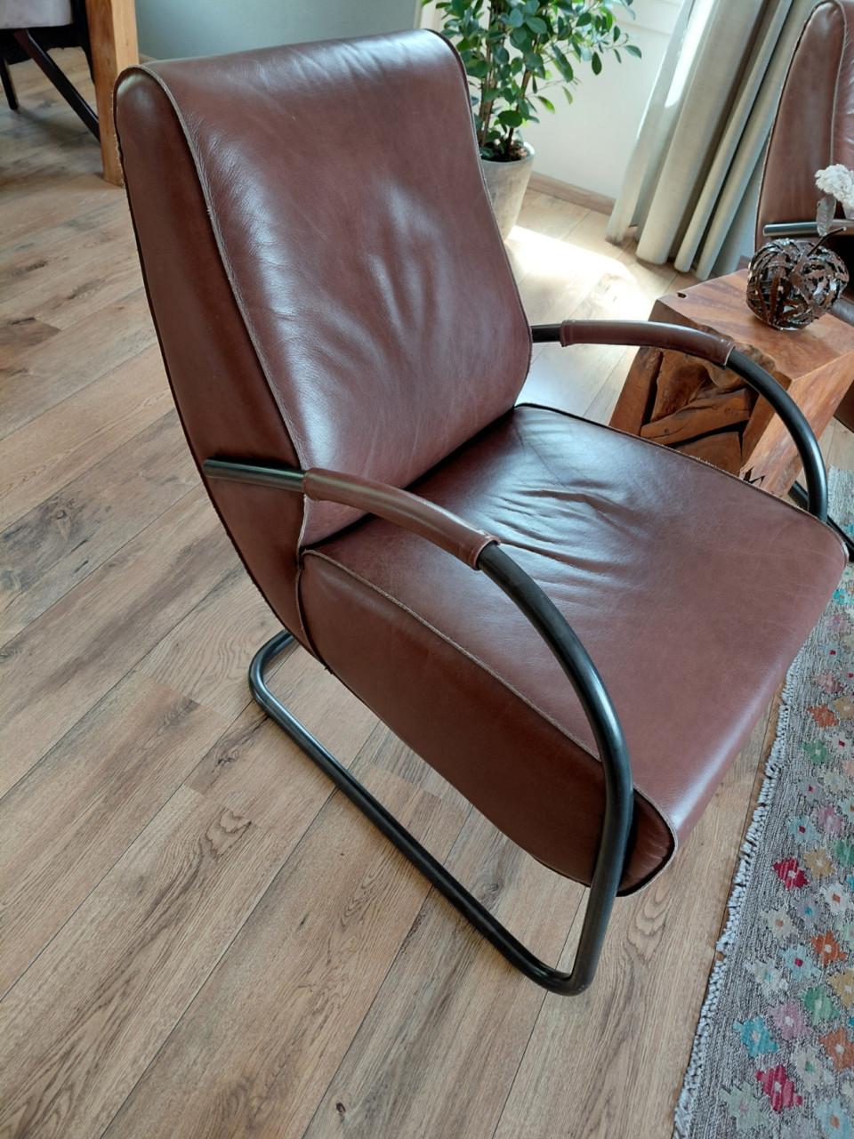 Leren stoelen