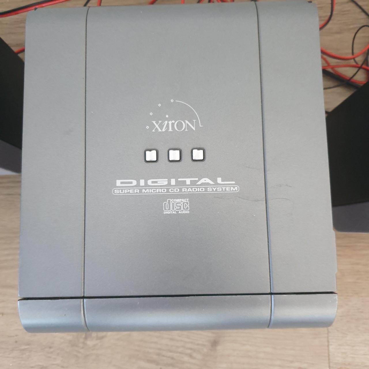Xiron super micro  Radio - CD speler + 2 boxen