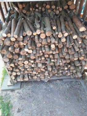 Rondhout gemengd.