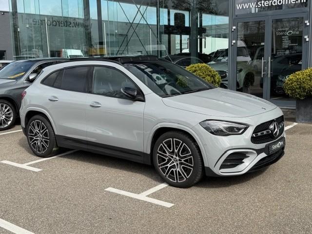 Mercedes-Benz Gla-klasse 200 business solution amg l panoramadak l mbux l m