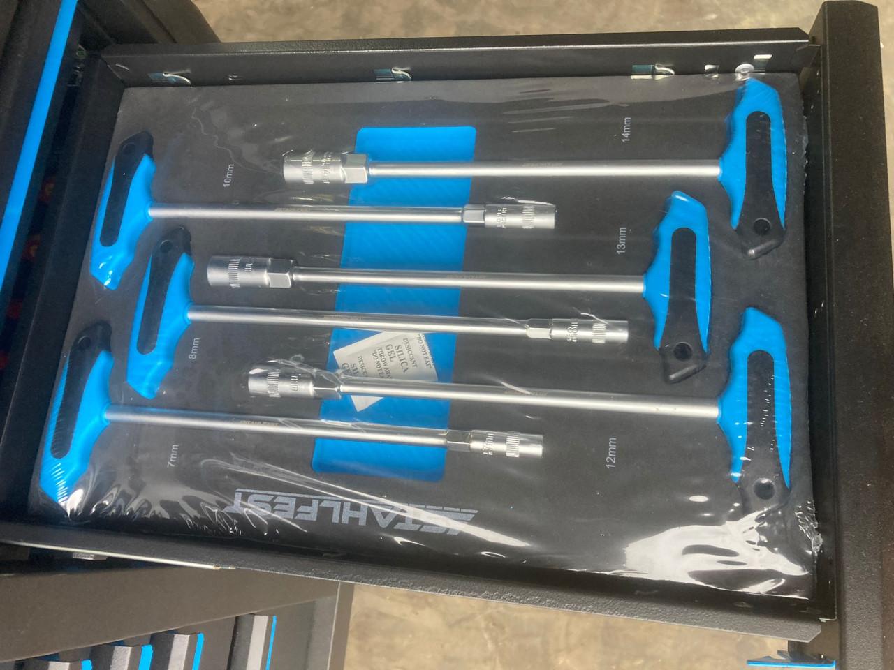 Gevulde gereedschapswagen Stahlfest