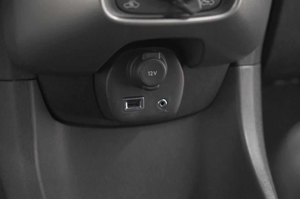 Peugeot 108 1.0 e-vti première | bluetooth radio | airco | 5 deurs