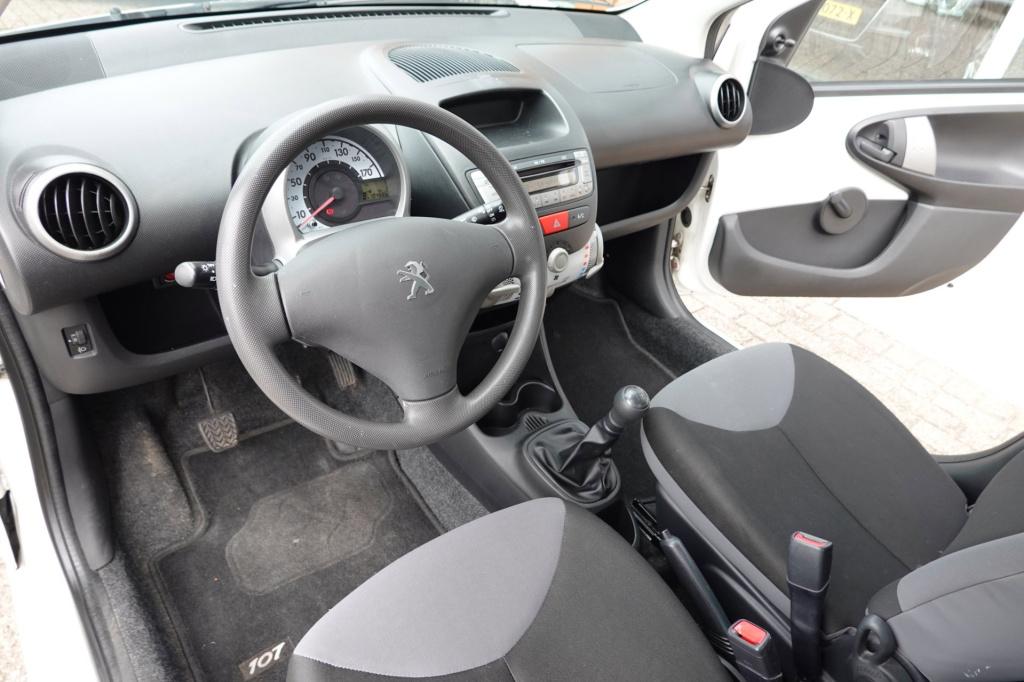Peugeot 107 1.0 access accent