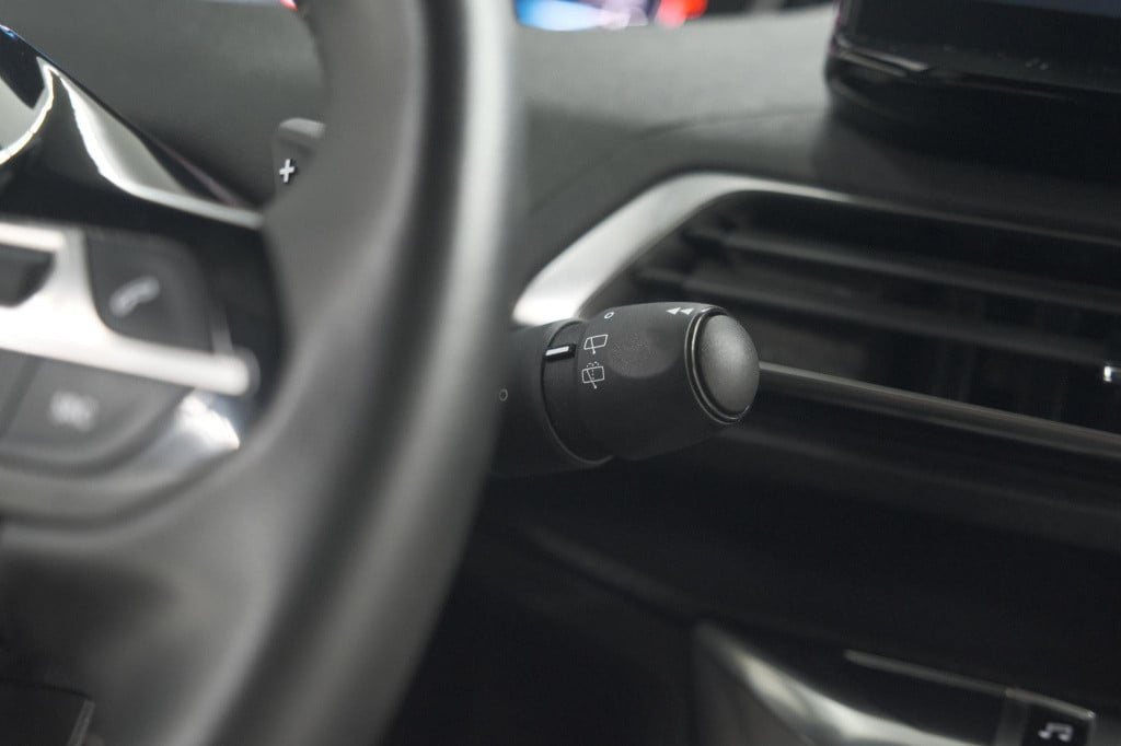 Peugeot 5008 puretech 130 eat8 active pack business | 7 zitplaatsen | camer