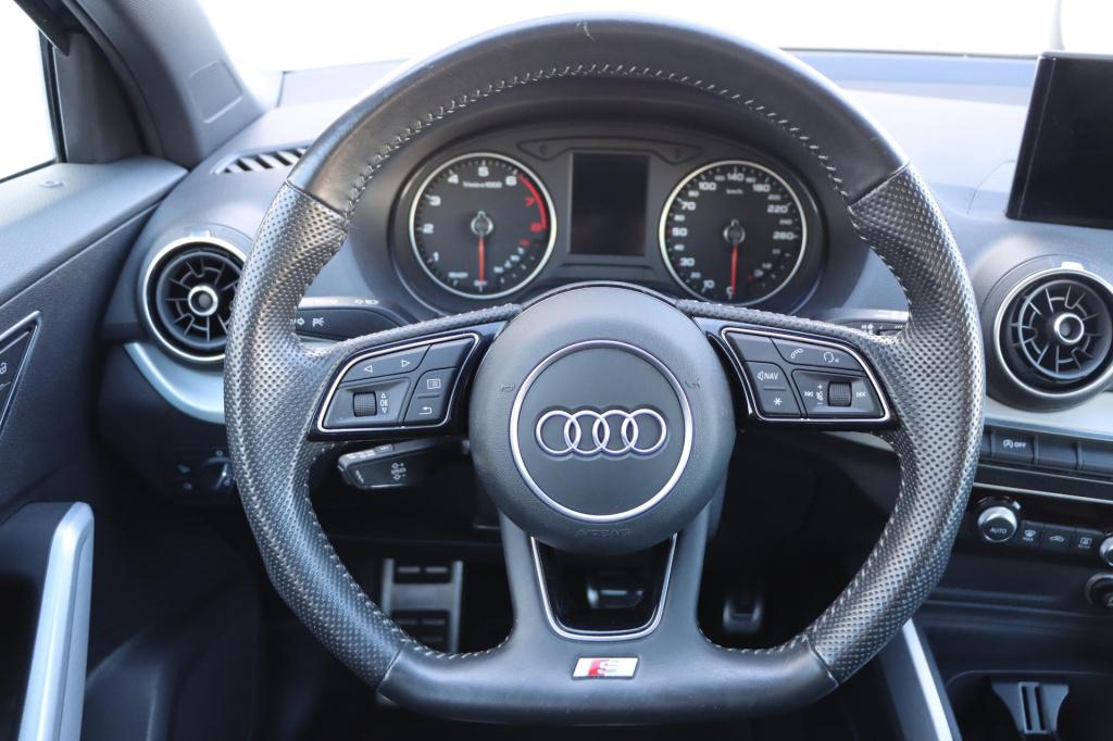 Audi Q2 1.0 tfsi sport | airco | navi