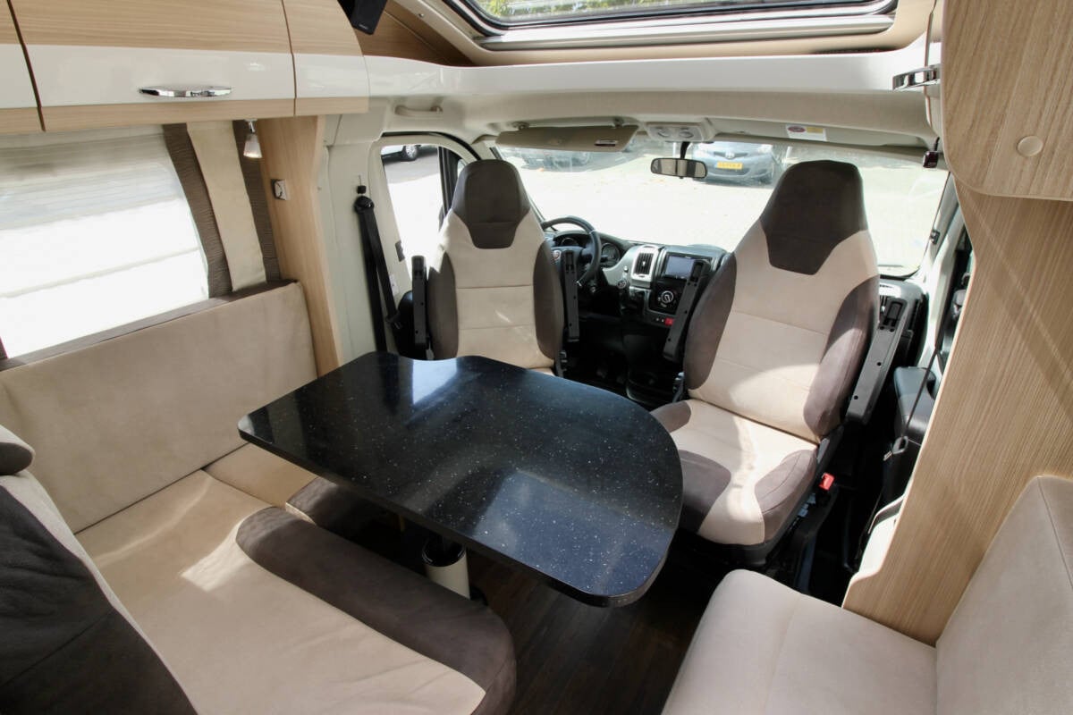 Burstner Nexxo T745 camper