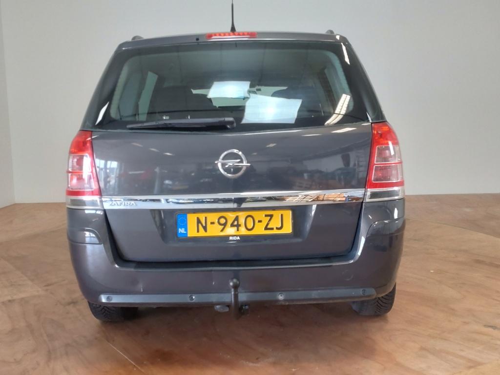 Opel Zafira 1.8i 16v | 7-persoons