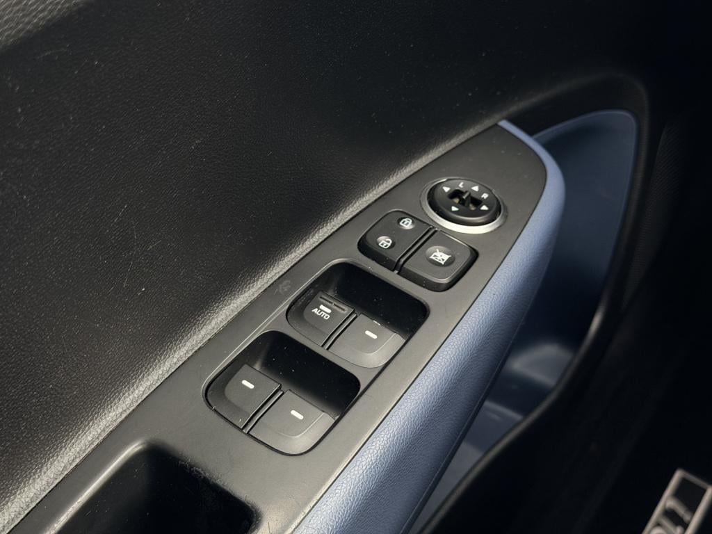 Hyundai I 10 1.0i i-motion premium | bluetooth | radio | cruisecontrol | lm