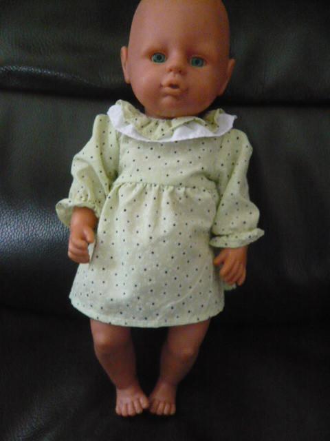 BABYPOP IN LEUK JURKJE VAN 37 CM GROOT