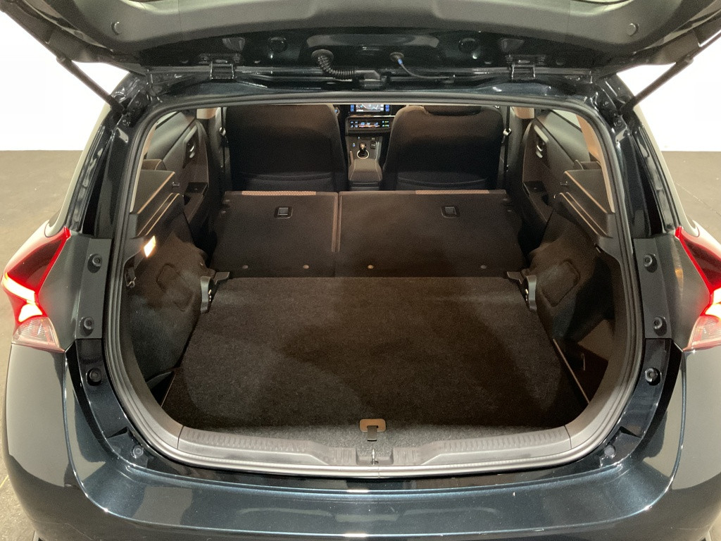 Toyota Auris 1.8 hybrid dynamic go