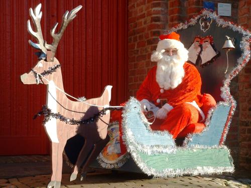 Nieuw in de verhuur : De Kerstman met Arrenslee.