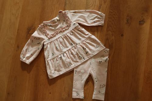 Nieuw jurkje met legging in maat 50 merk Quapi newborn