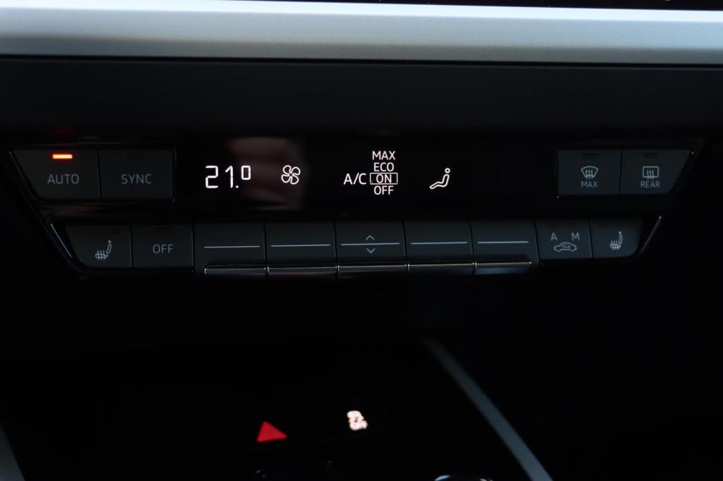 Audi Q4 E-tron 45 advanced edition 82 kwh 286pk | soh 96,4% |