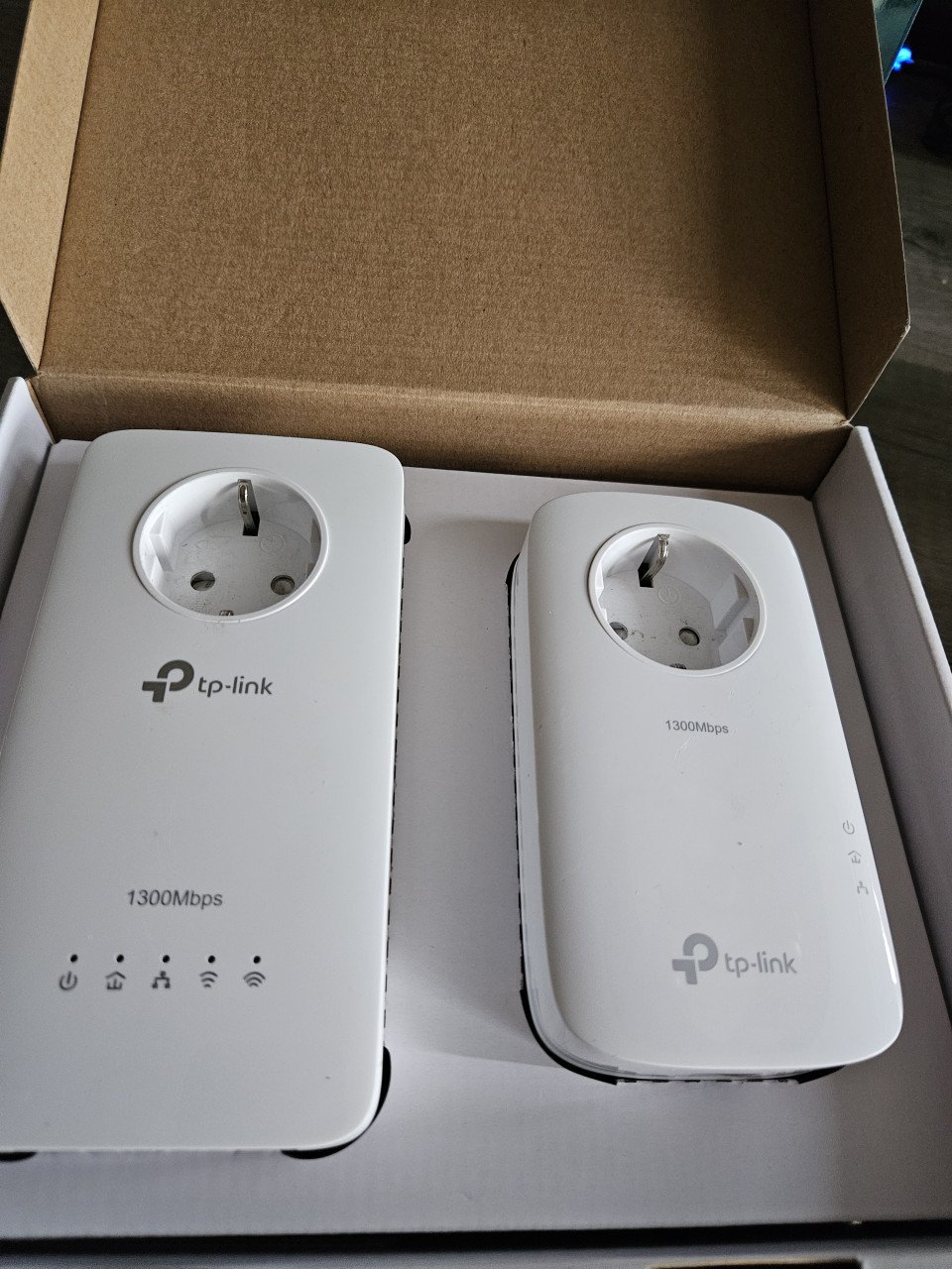 Zgan TP-Link TL-WPA8630P WiFi 1300 Mbps 2 stopcontact adapters