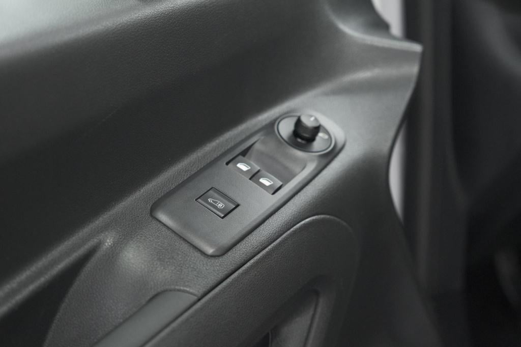 Peugeot Partner 1.5 bluehdi 100 s&s l1 | trekhaal | laadruimte pakket | all