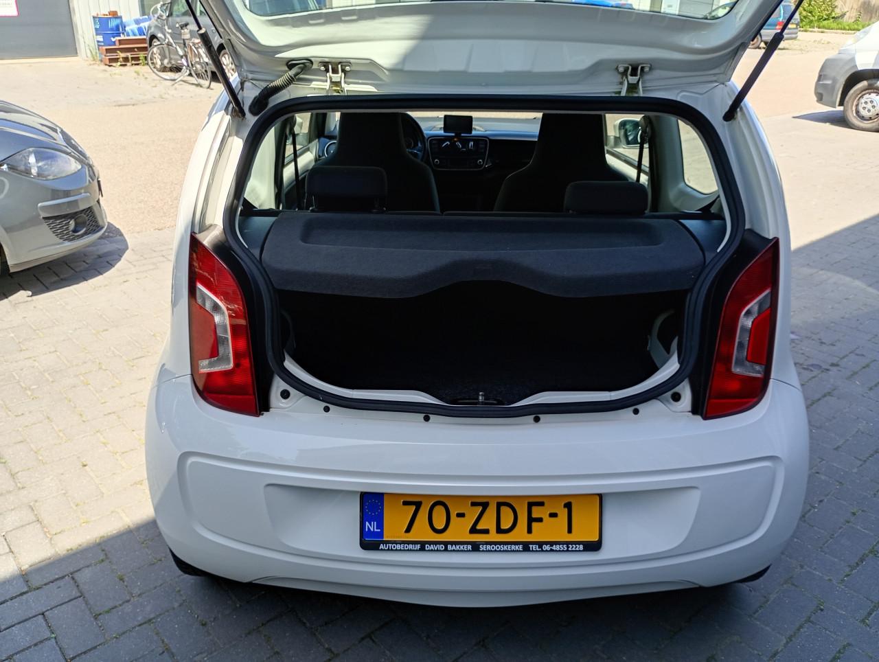 Volkswagen high up 1.0