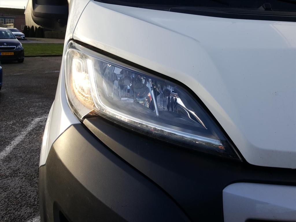 Peugeot Boxer gb 333 l2h2 bluehdi 140pk trekhaak | navigatie | cruise contr