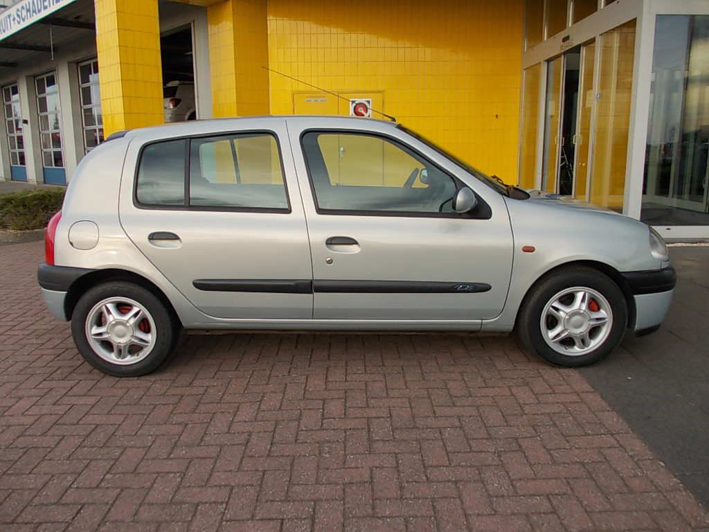 Renault Clio 1.9 dti 5-deurs airco 124000 km!!