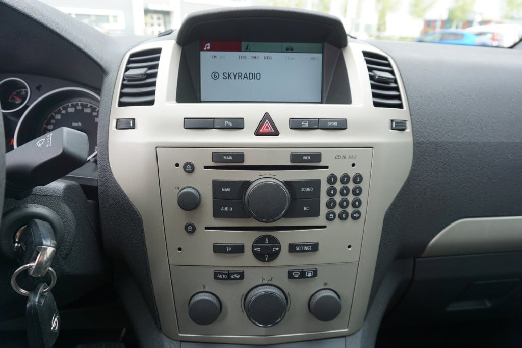 Opel Zafira 2.2 temptation - 7p. - automaat- climate / navi / cruise / park