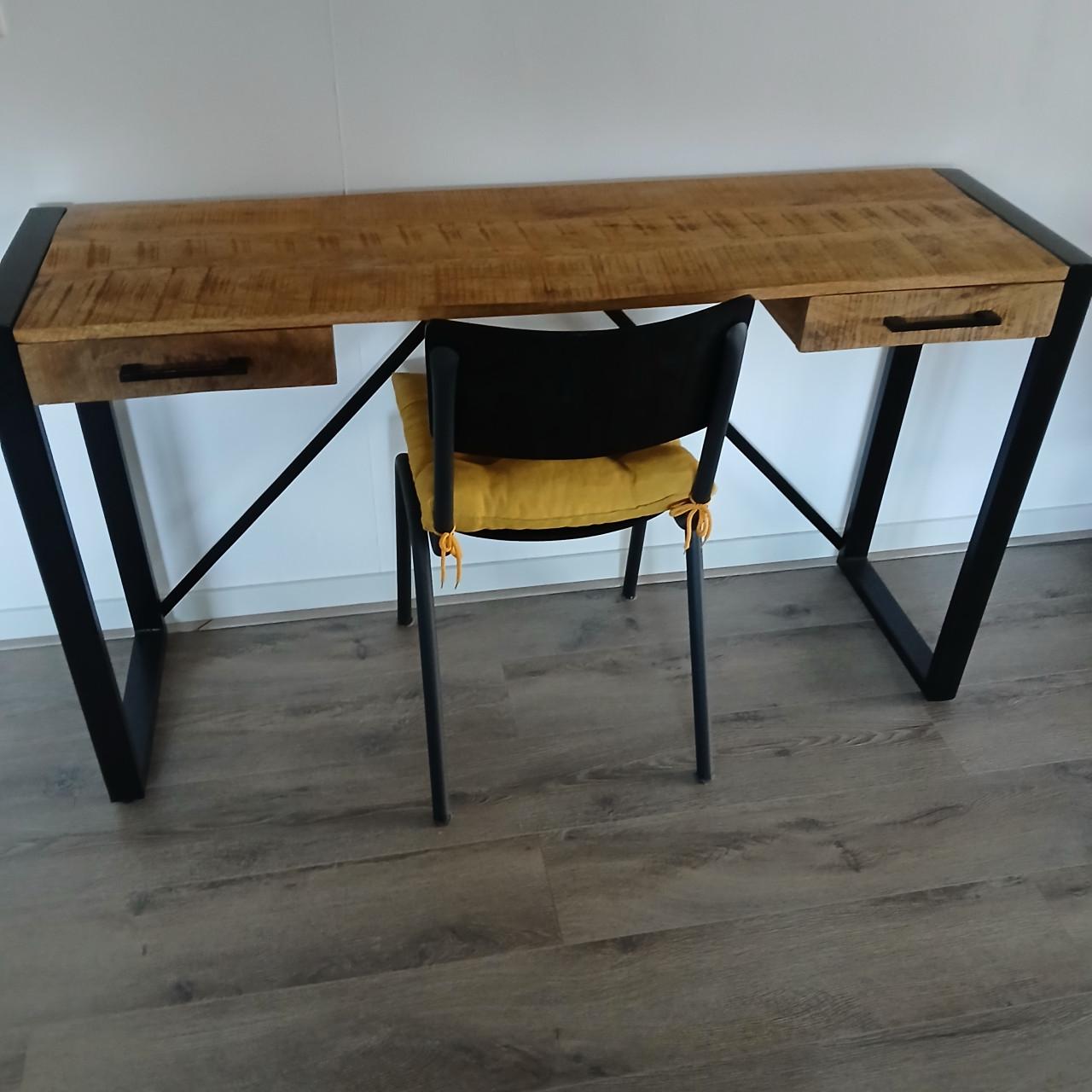 Bureau met Bureastoel