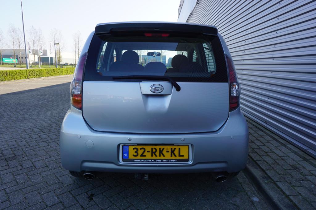 Daihatsu Sirion 2 1.3-16v comfort airco / cruise / parkeers. / elektr. rame