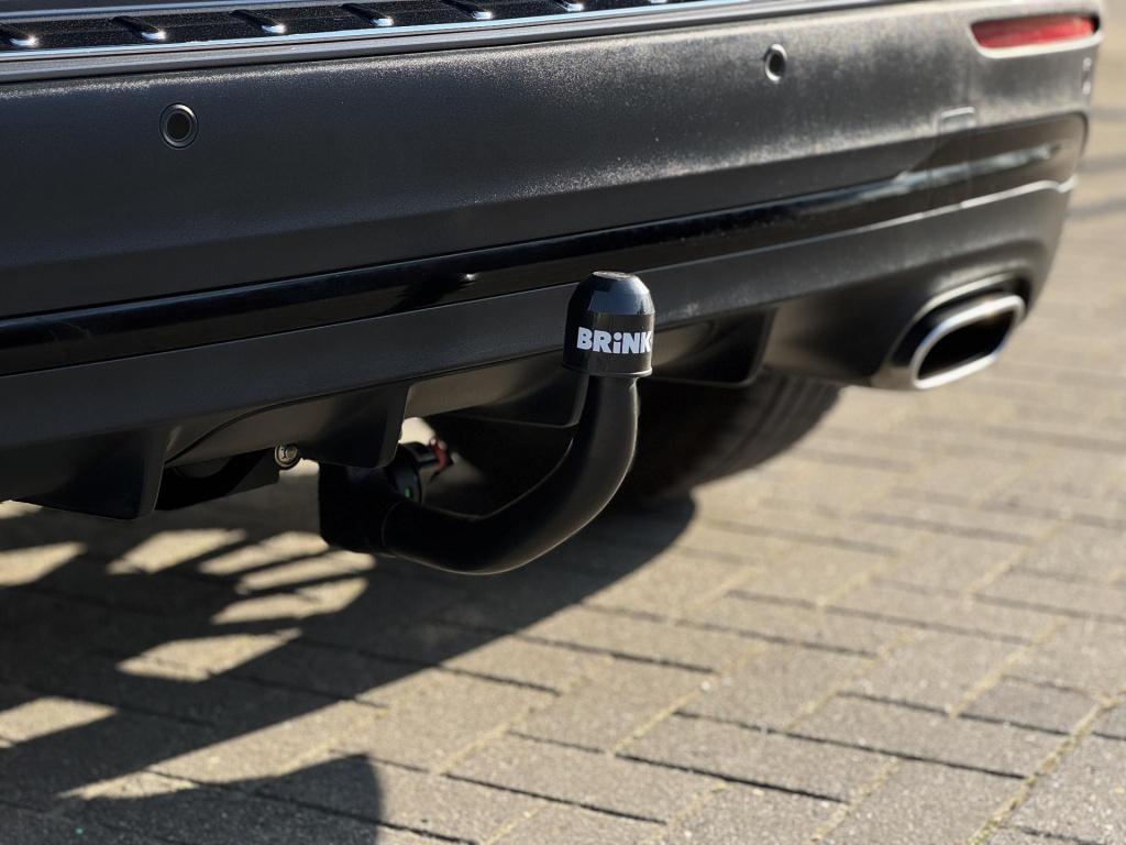 Mercedes-Benz Gla-klasse 180 amg line nl-auto, trekhaak afneembaar np. €60.