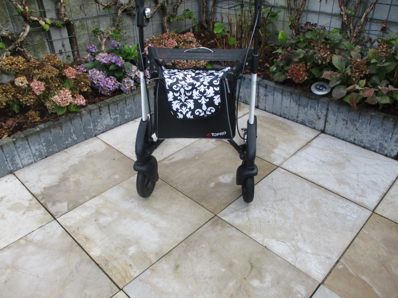 Zgan Topro Troja 2G opvouwbare lichtgewicht rollator