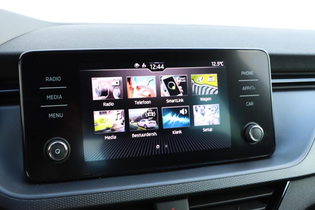 Skoda Scala 1.0 tsi ambition dsg7 110pk | parkeersensoren | dab+ | carplay 